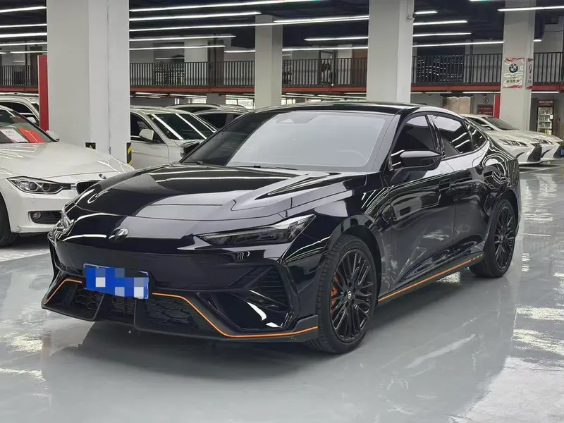 Changan UNI-V, 2025