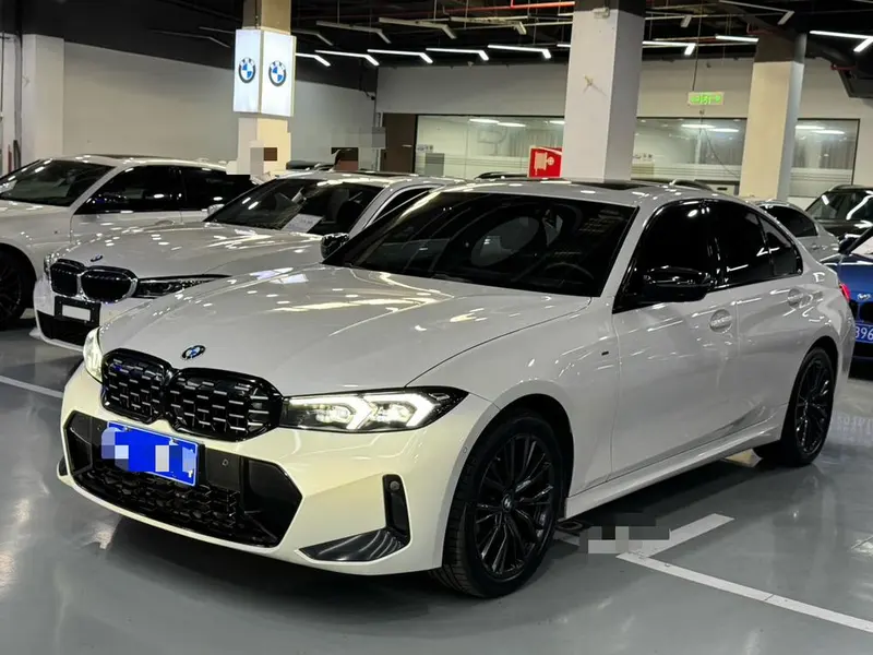 BMW 3-Series, 2023