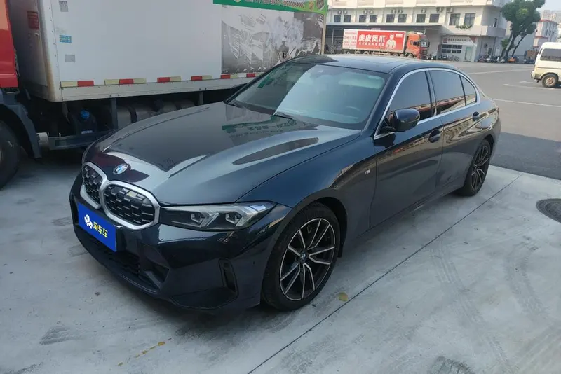 BMW 3-Series, 2023