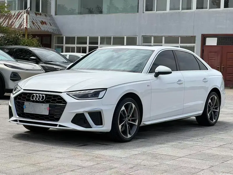 Audi A4L, 2020
