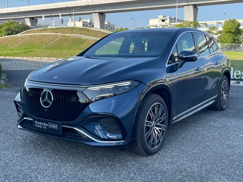 Mercedes-Benz EQS SUV, 2023