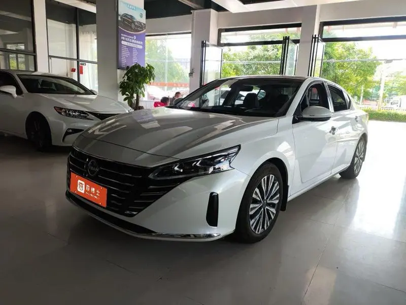 Nissan Teana, 2022
