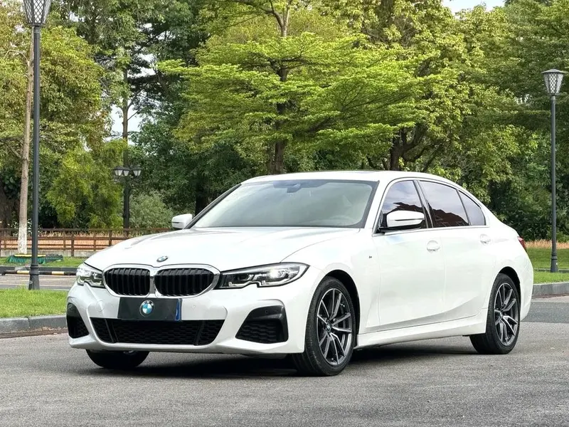 BMW 3-Series, 2020