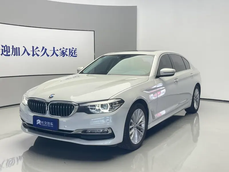 BMW 5-Series, 2018