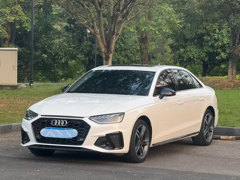 Audi A4L, 2021
