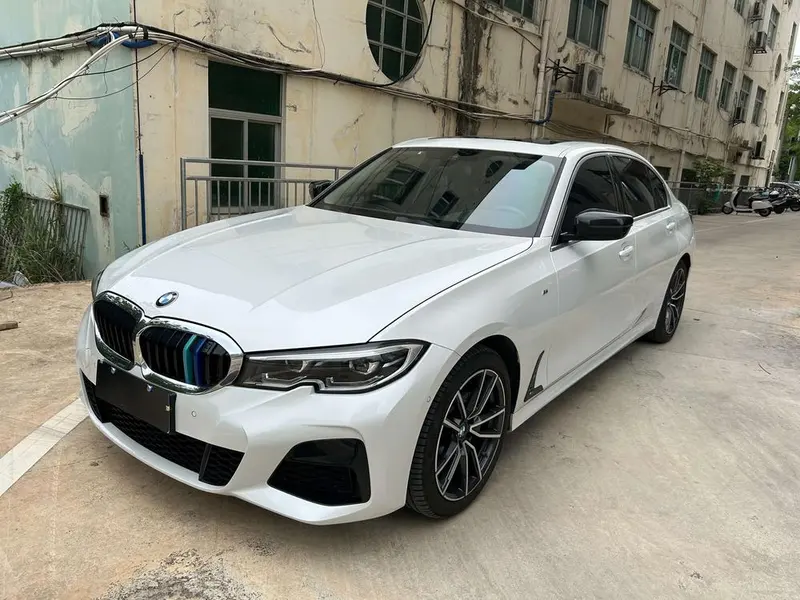 BMW 3-Series, 2021