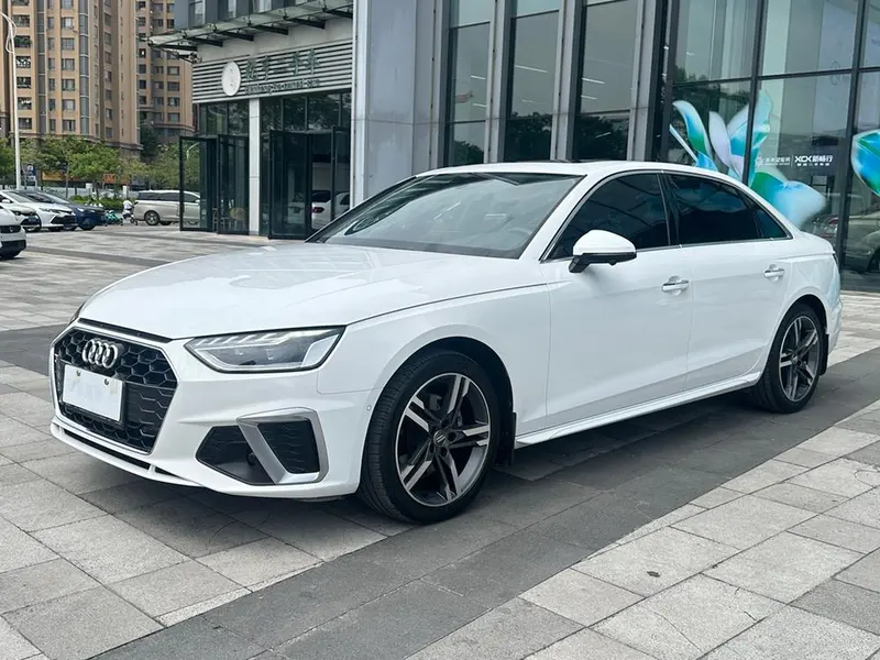 Audi A4L, 2020