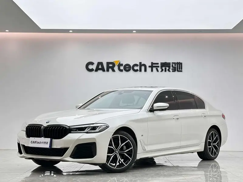 BMW 5-Series, 2021