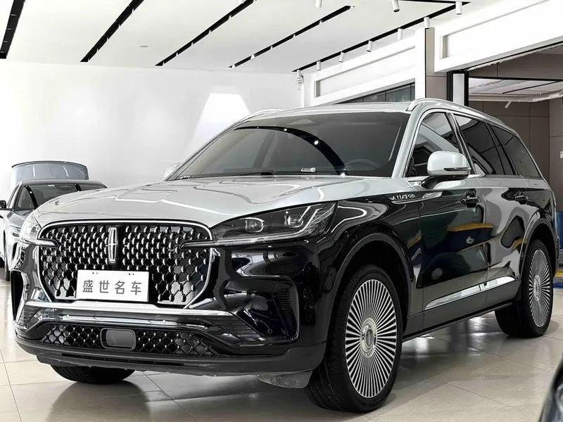 Lincoln Aviator, 2024