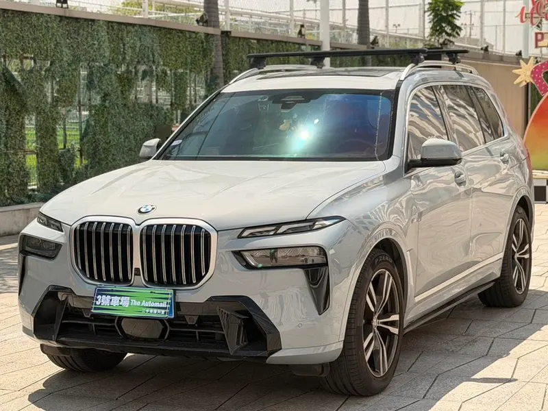 BMW X7, 2023