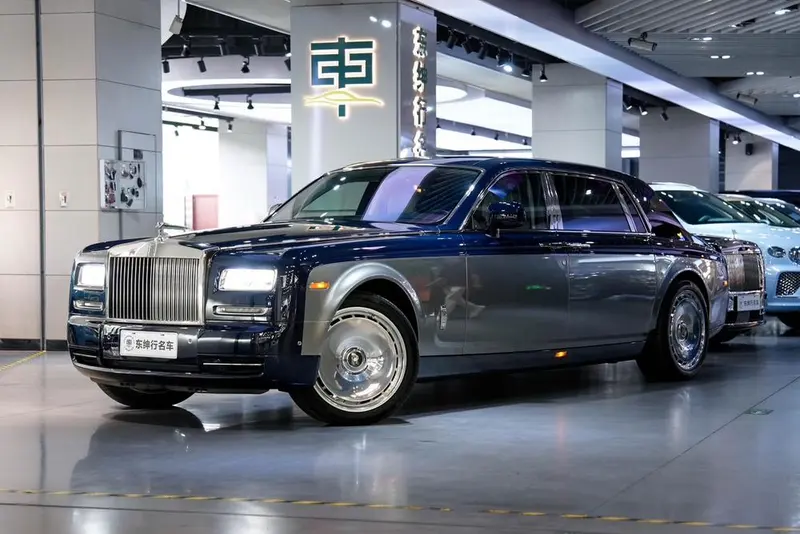 Rolls-Royce Phantom, 2013