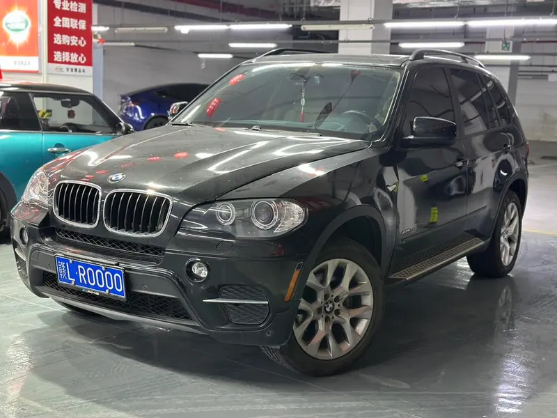 BMW X5 (Import), 2011