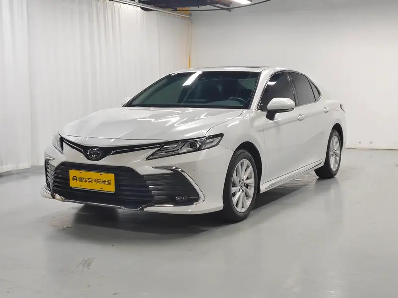 Toyota Camry, 2023