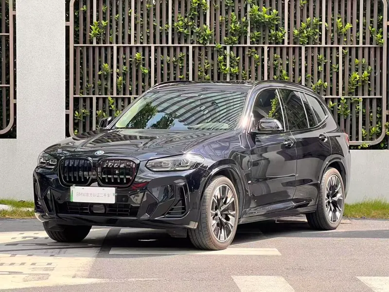 BMW iX3, 2024