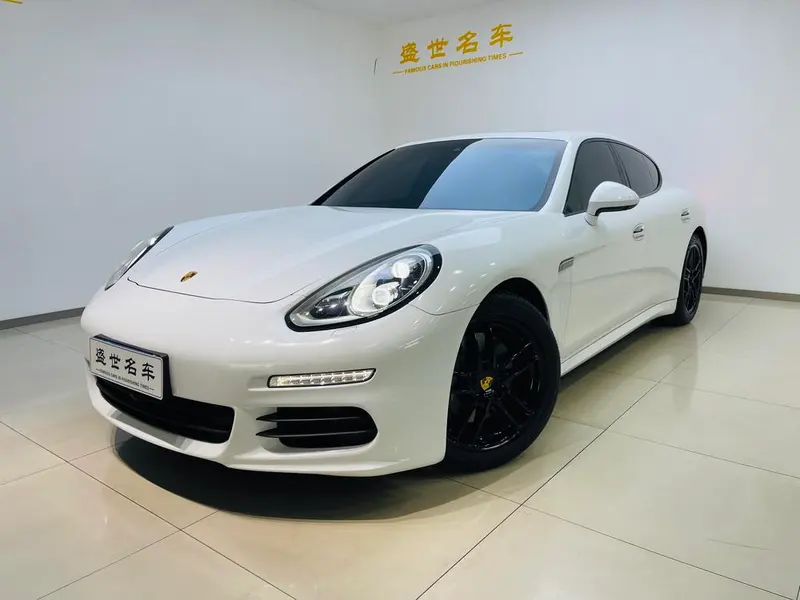 Porsche Panamera, 2016