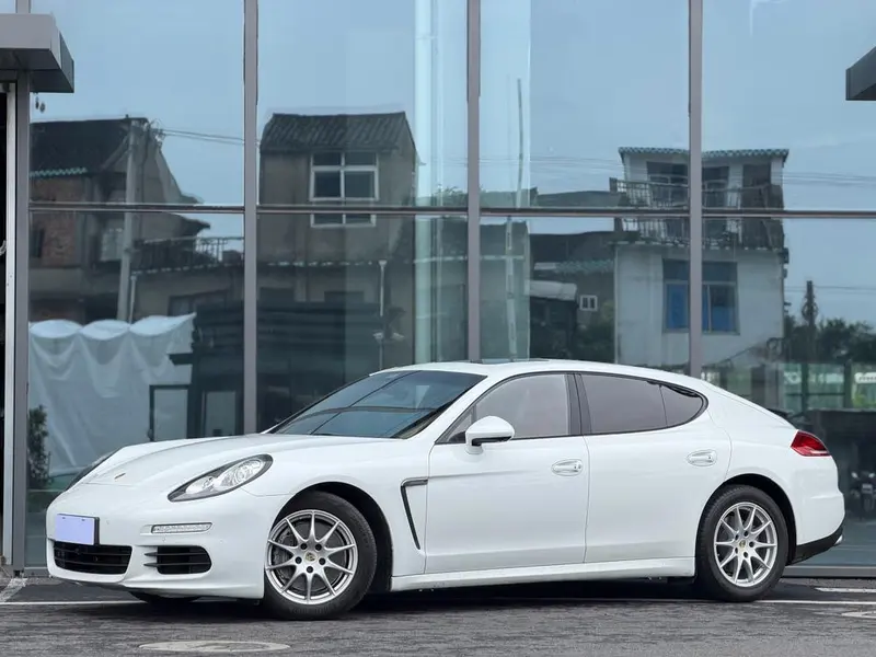 Porsche Panamera, 2014