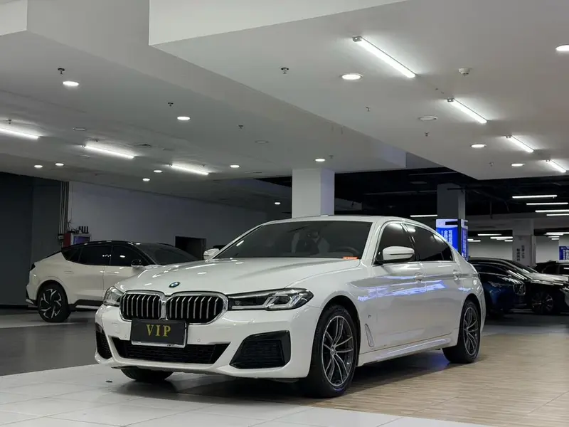 BMW 5-Series, 2021