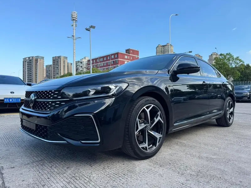 Volkswagen Passat, 2024