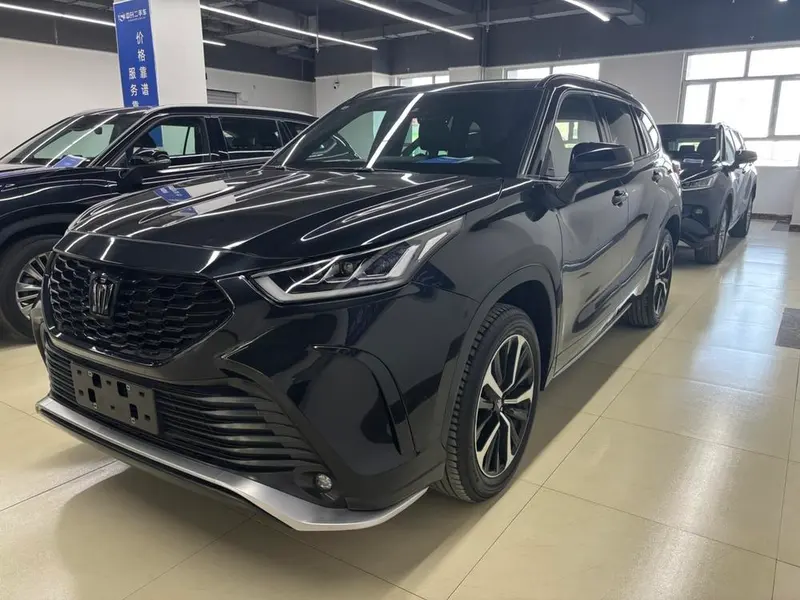 Toyota Crown Kluger, 2022