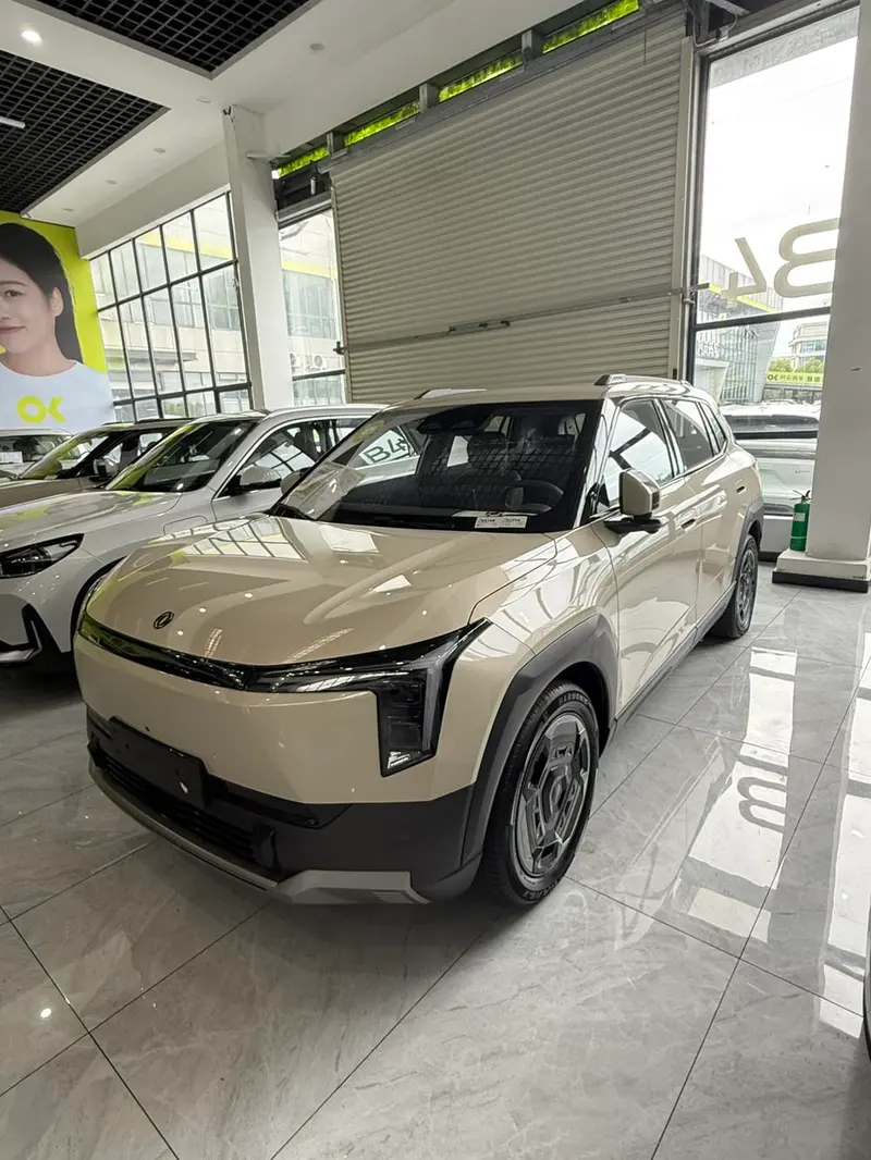 Dongfeng Yipai Nami 06, 2025
