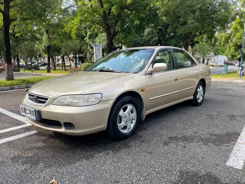 Honda Accord, 2002
