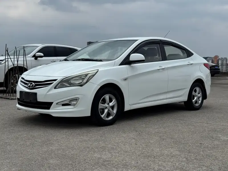 Hyundai Verna, 2016