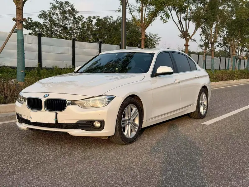 BMW 3-Series, 2017
