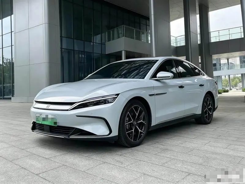 BYD Han EV Glory Edition 605KM Premium Version, 2024 — фото 1