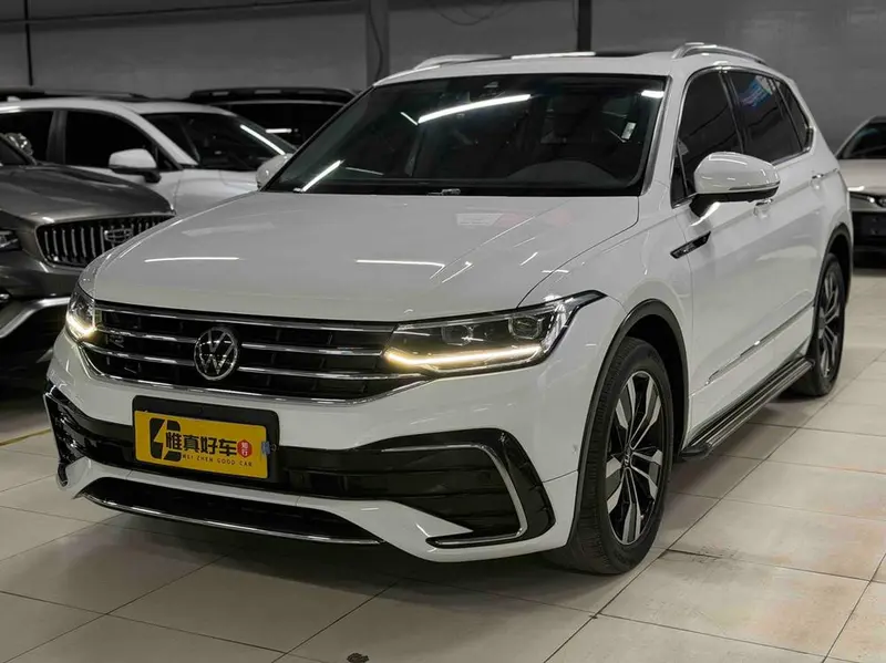 Volkswagen Tiguan L, 2022