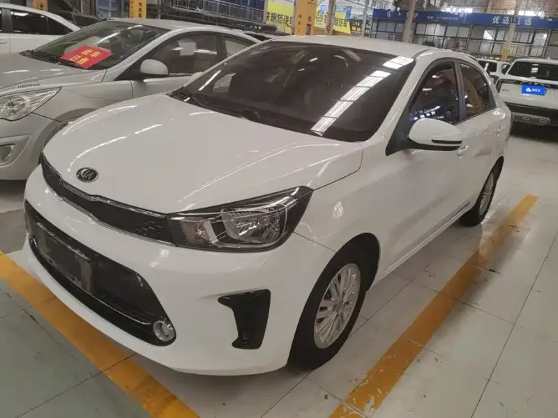 Kia Huanchi Hyundai Reina 2017 1.4L Manual Smart Edition Value, 2018 — фото 1