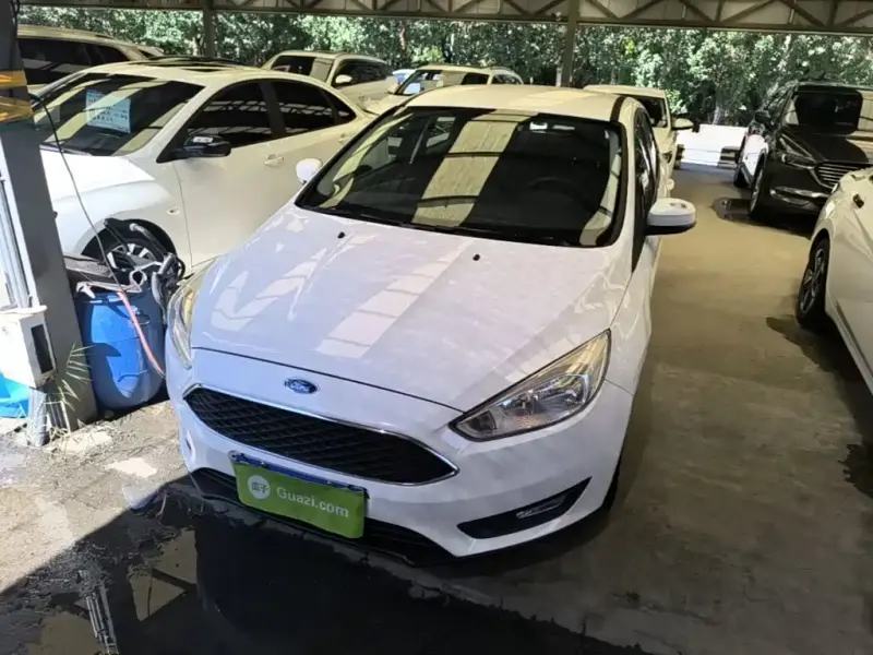 Ford Focus Ford Focus 2017 Hatchback 1.6L Auto Comfort Type Smart Drive Edition, 2017 — фото 1