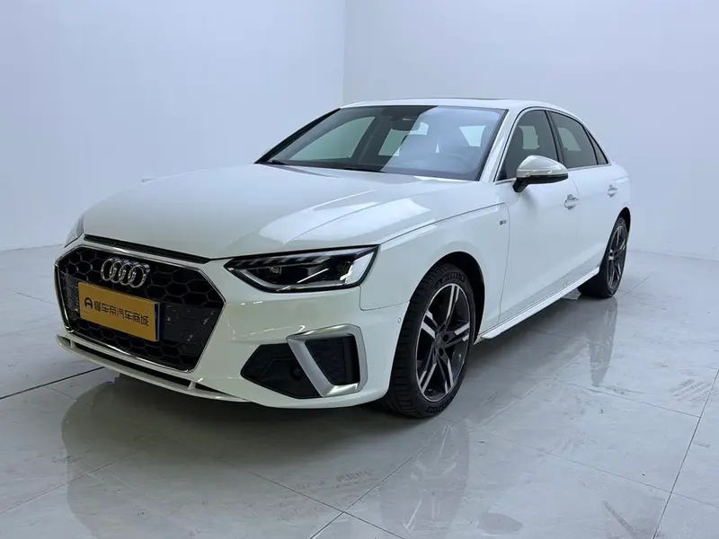 Audi A4L 40 TFSI Fashion Version, 2022 — фото 1