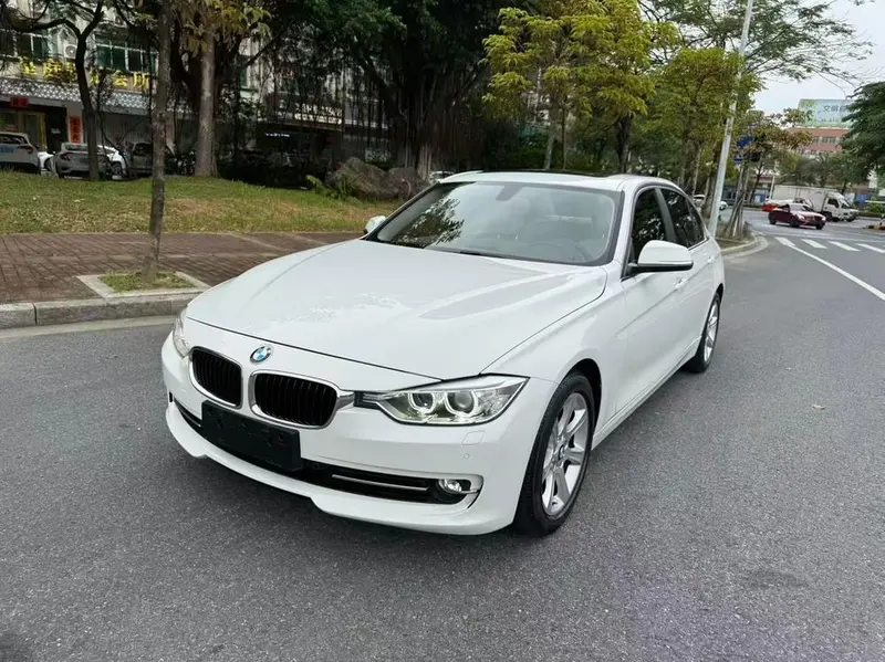 BMW 3-Series, 2013