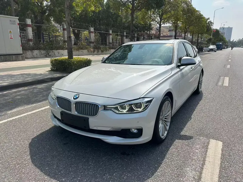 BMW 3-Series, 2018