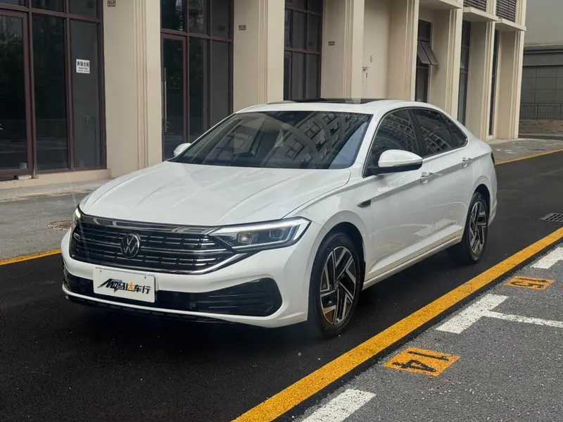 Volkswagen Sagitar, 2025