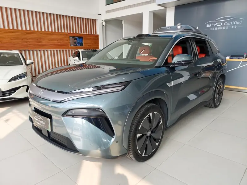 BYD Tang L DM, 2025