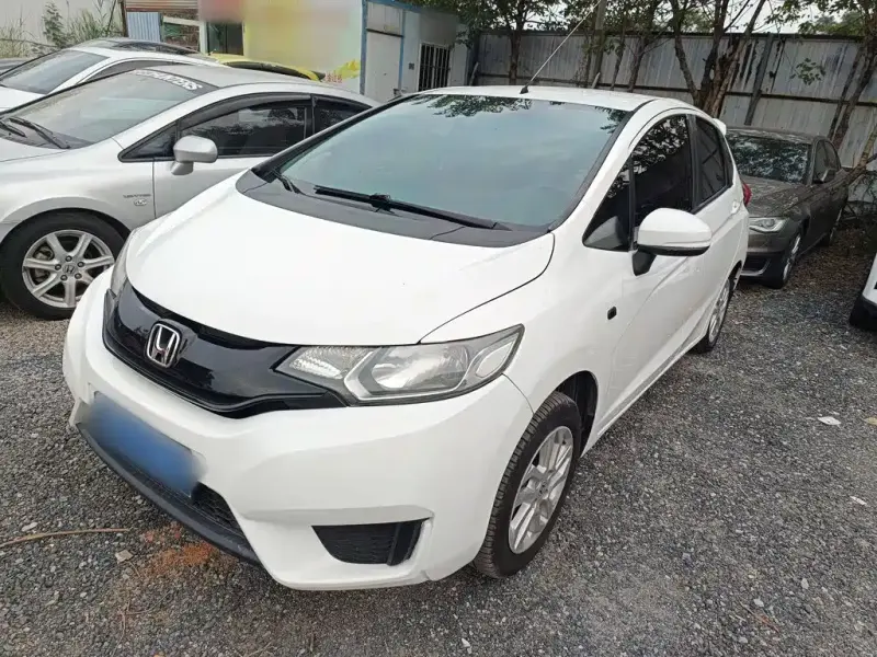 Honda Fit, 2015