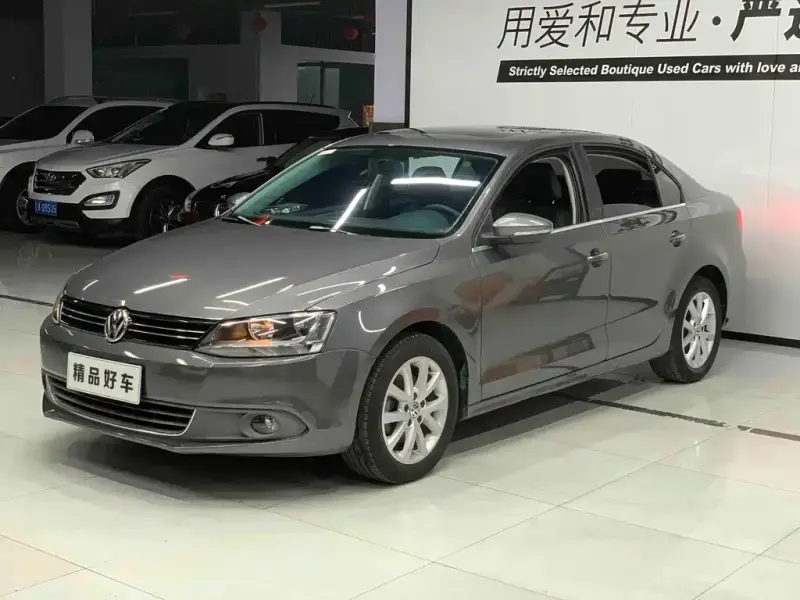 Volkswagen Sagitar, 2012