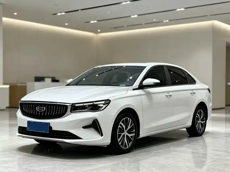 Geely Emgrand Geely Emgrand 2022 No. 4 Gen 1.5L CVT Premium Type, 2022 — фото 1