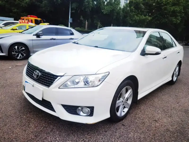 Toyota Camry, 2014