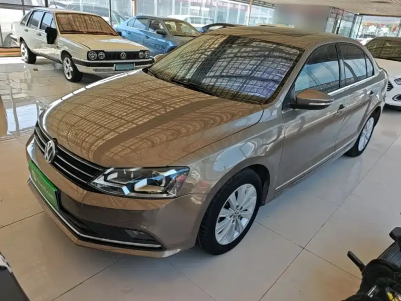 Volkswagen Sagitar, 2017