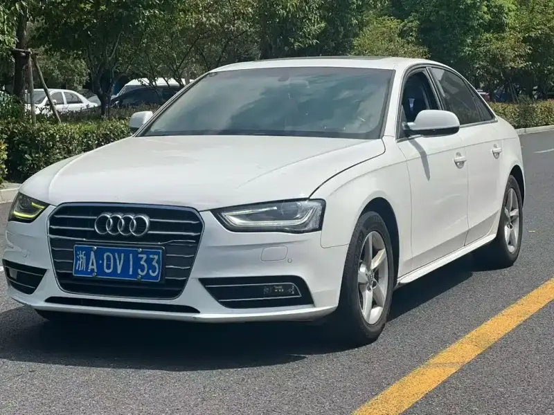 Audi A4L, 2014