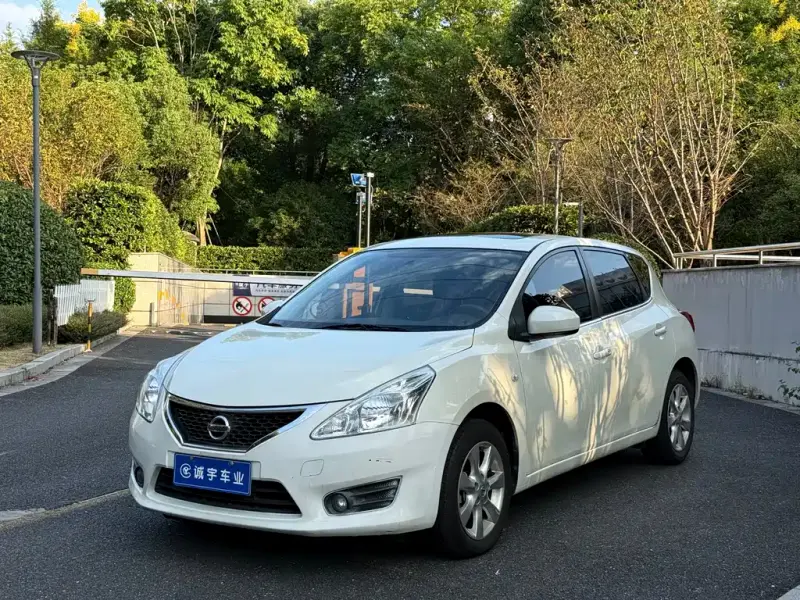 Nissan Tiida, 2015
