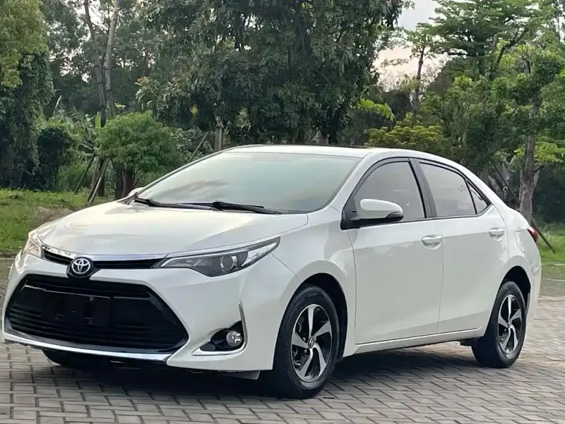 Toyota Levin Toyota Levin 2018 185T CVT Luxury Edition, 2018 — фото 1