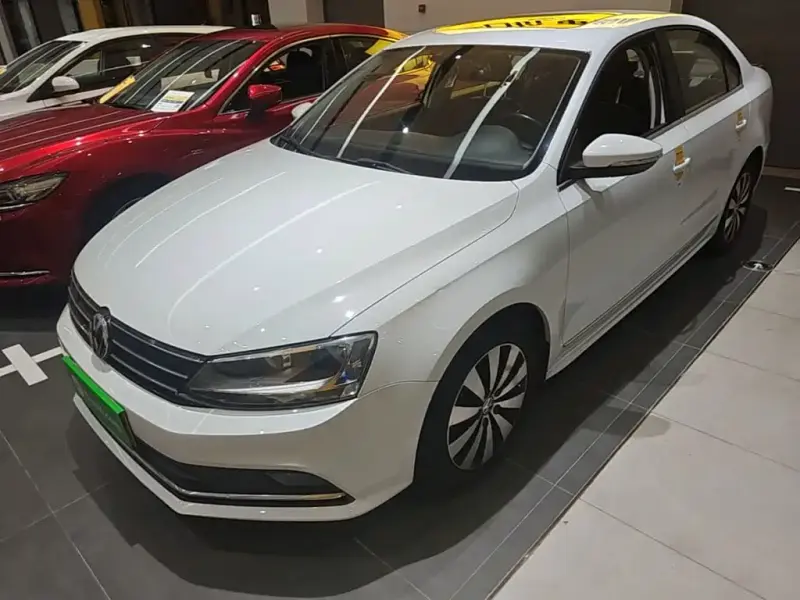Volkswagen Sagitar Volkswagen Sagitar 2018 180TSI DSG Premium Enjoy Edition, 2018 — фото 1
