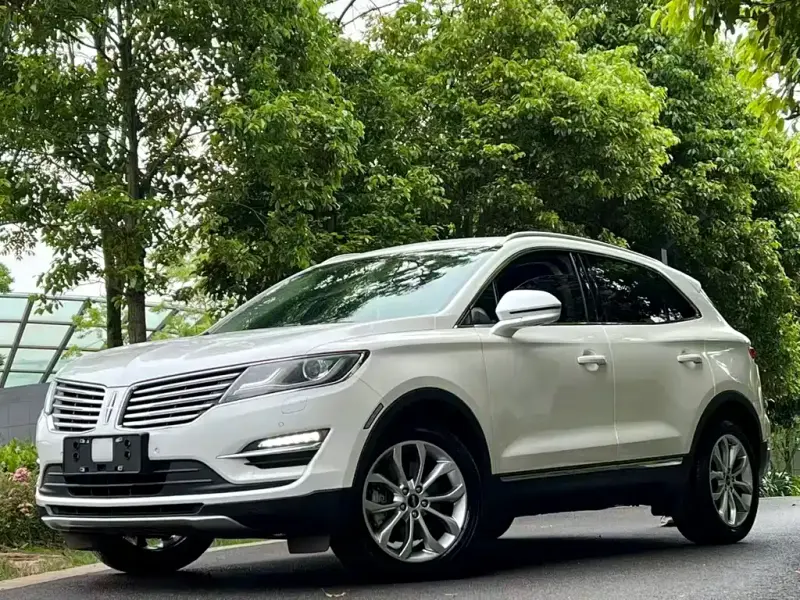 Lincoln MKC, 2017