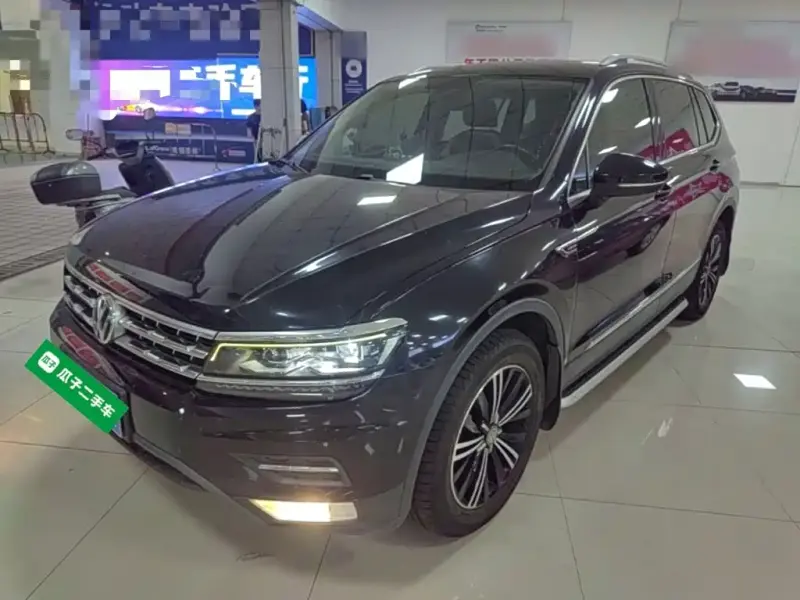 Volkswagen Tiguan L, 2017