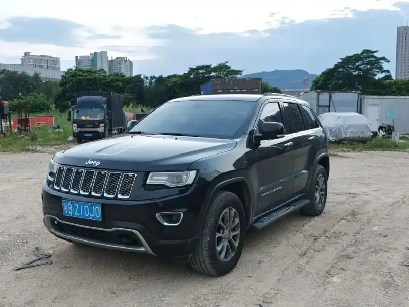 Jeep Grand Cherokee (Import), 2015