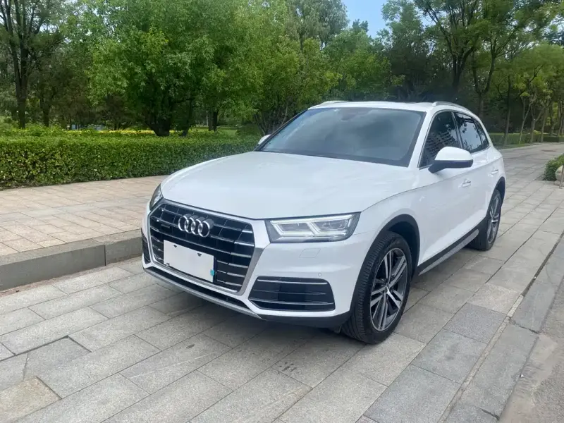 Audi Q5L, 2019