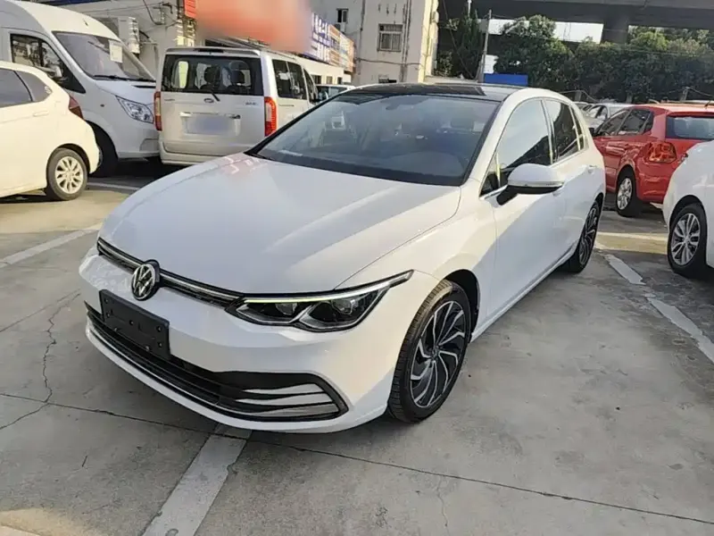 Volkswagen Golf, 2021